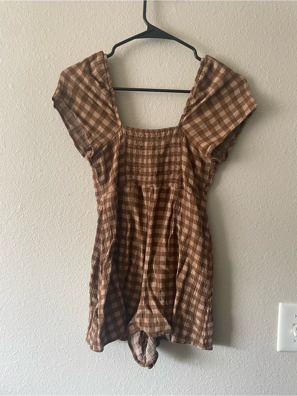 Brown gingham romper - Picture 5 of 7